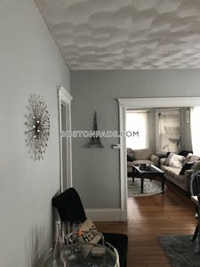 Medford Great 3 Beds 1 Bath on Middlesex Ave  Wellington - $3,100