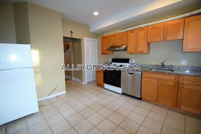 Lower Allston Apartment for rent 6 Bedrooms 2 Baths Boston - $6,875 No Fee