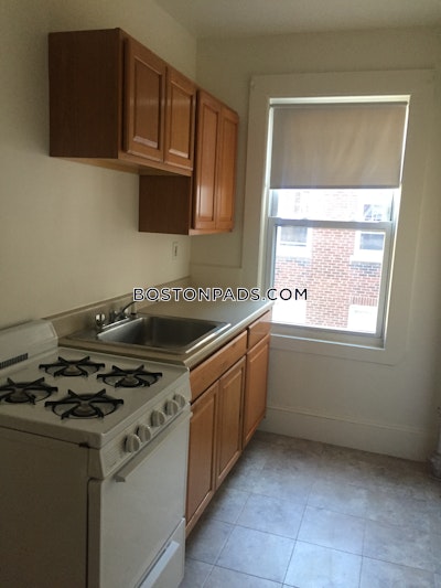 Somerville Apartment for rent 1 Bedroom 1 Bath  Winter Hill - $2,600 No Fee