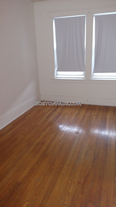 Somerville Apartment for rent 1 Bedroom 1 Bath  Winter Hill - $2,600 No Fee