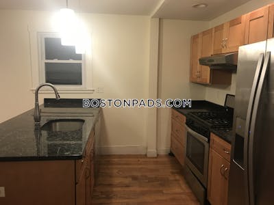 Waltham 4 Bed 2 Bath Waltham $3,800 - $3,800 No Fee